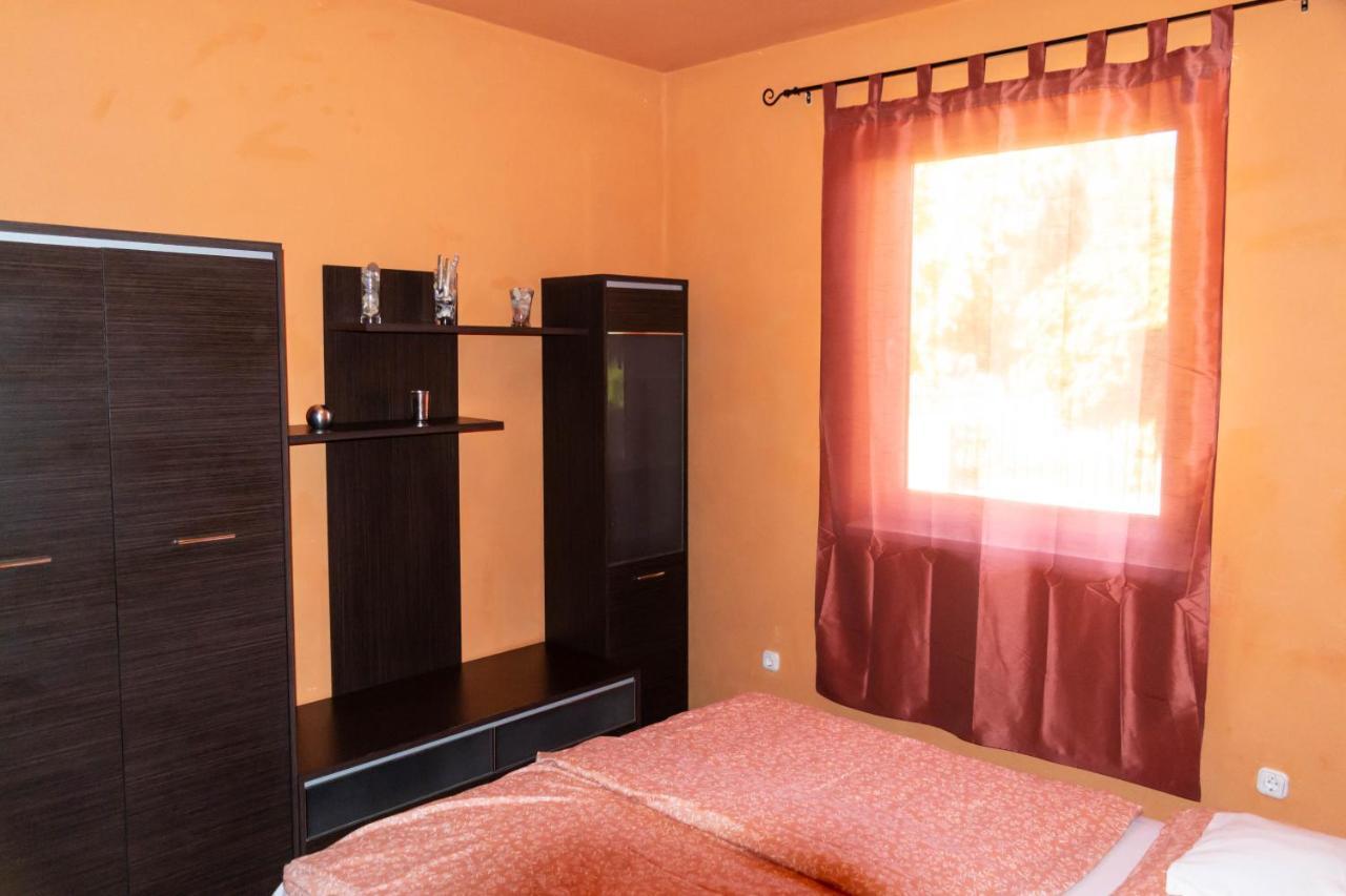 Zsolnay Apartman Шіофок Екстер'єр фото